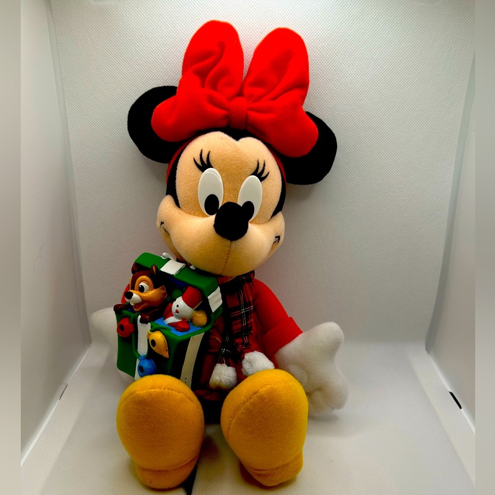 DISNEY'S MINNIE MOUSE CHRISTMAS LIGHT UP PLUSH FISHER PRICE MUSICAL